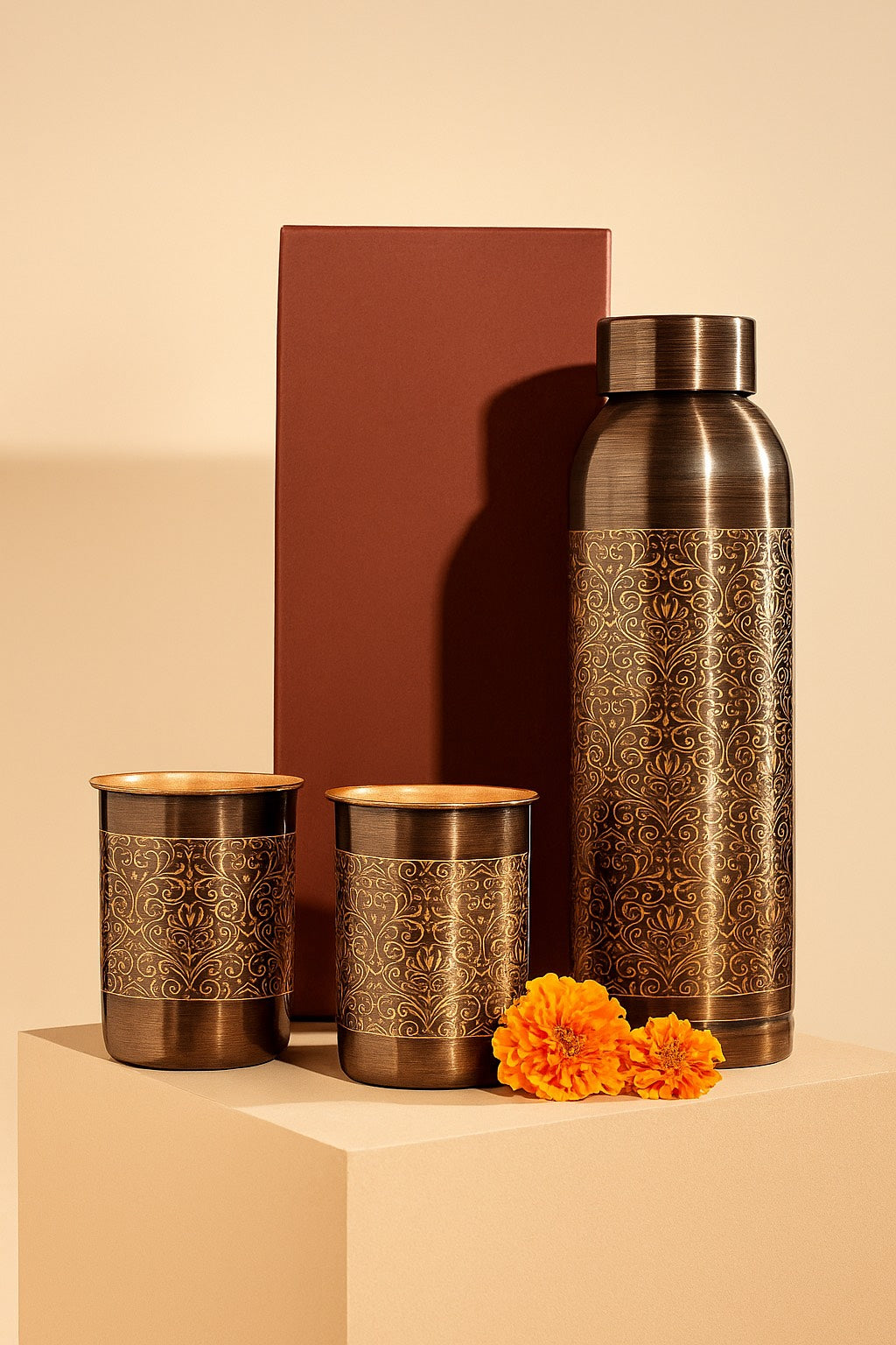 Antique Copper Wellness Gift Set: 900ml Bottle & Two 250ml Glasses